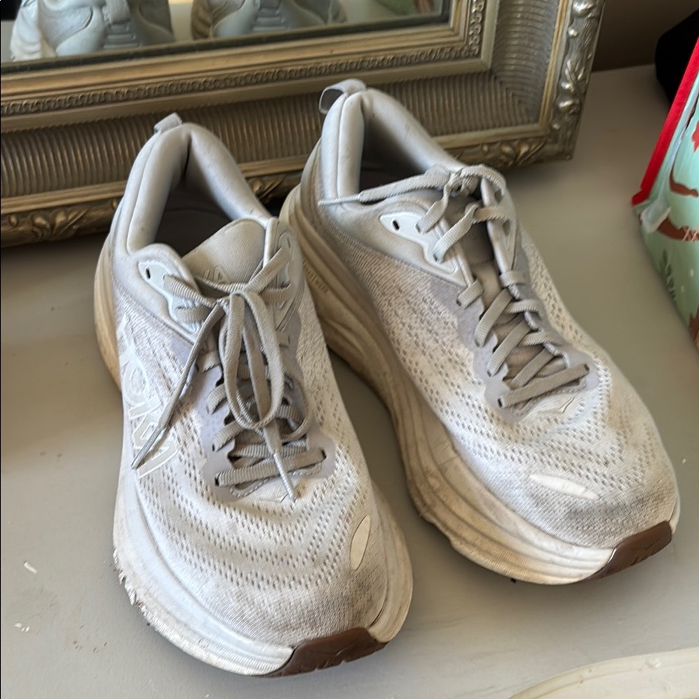 Hoka bondi 8